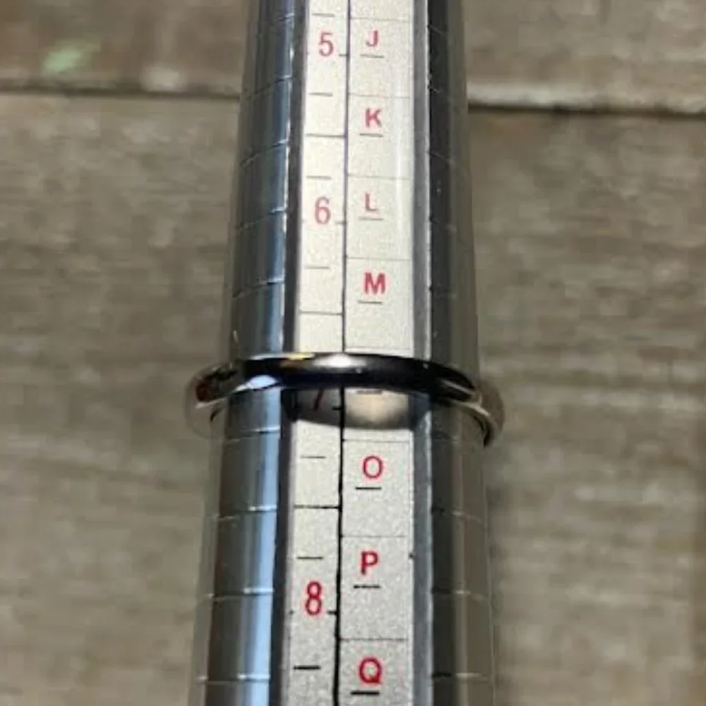 3.55 ct natural green Amethyst sterling silver ring. size 7 - Picture 4 of 5